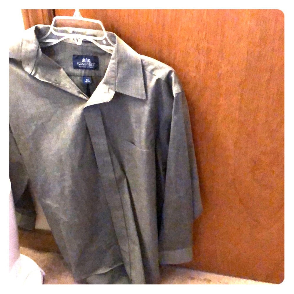 Men’s long sleeve button down